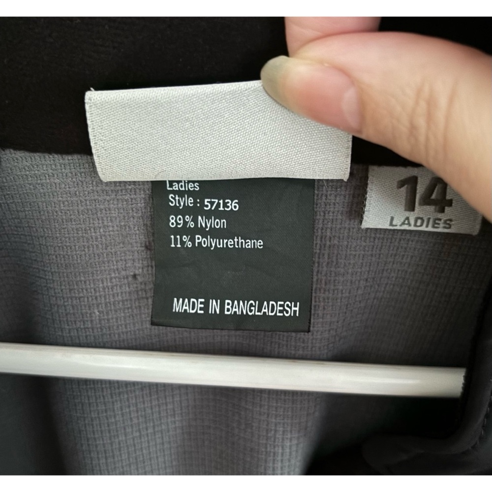 Obermeyer Soft Shell Athletic Full Zip Jacket Bla… - image 7